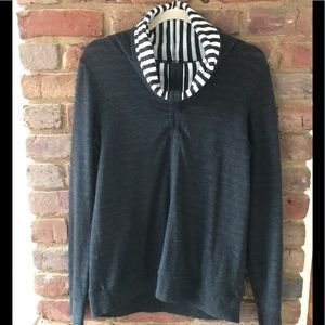 Lululemon reversible cowl pullover- Size 8